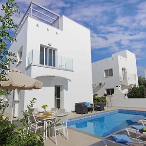 Amarilia - Nissi Area Villa